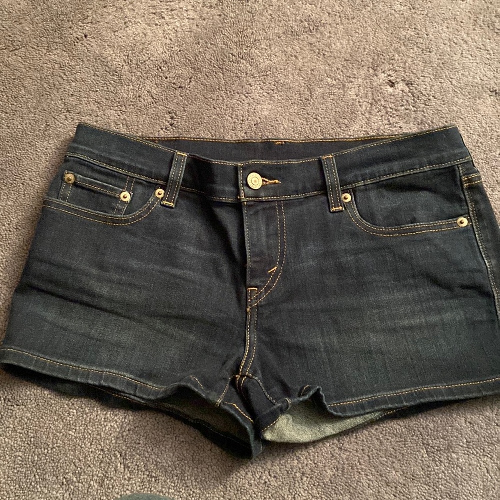 LEVIS • Short shorts
